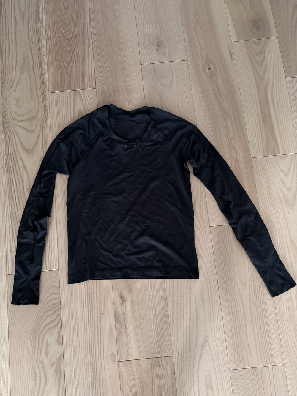 lululemon athletica Black Long-Sleeve Crew Tee